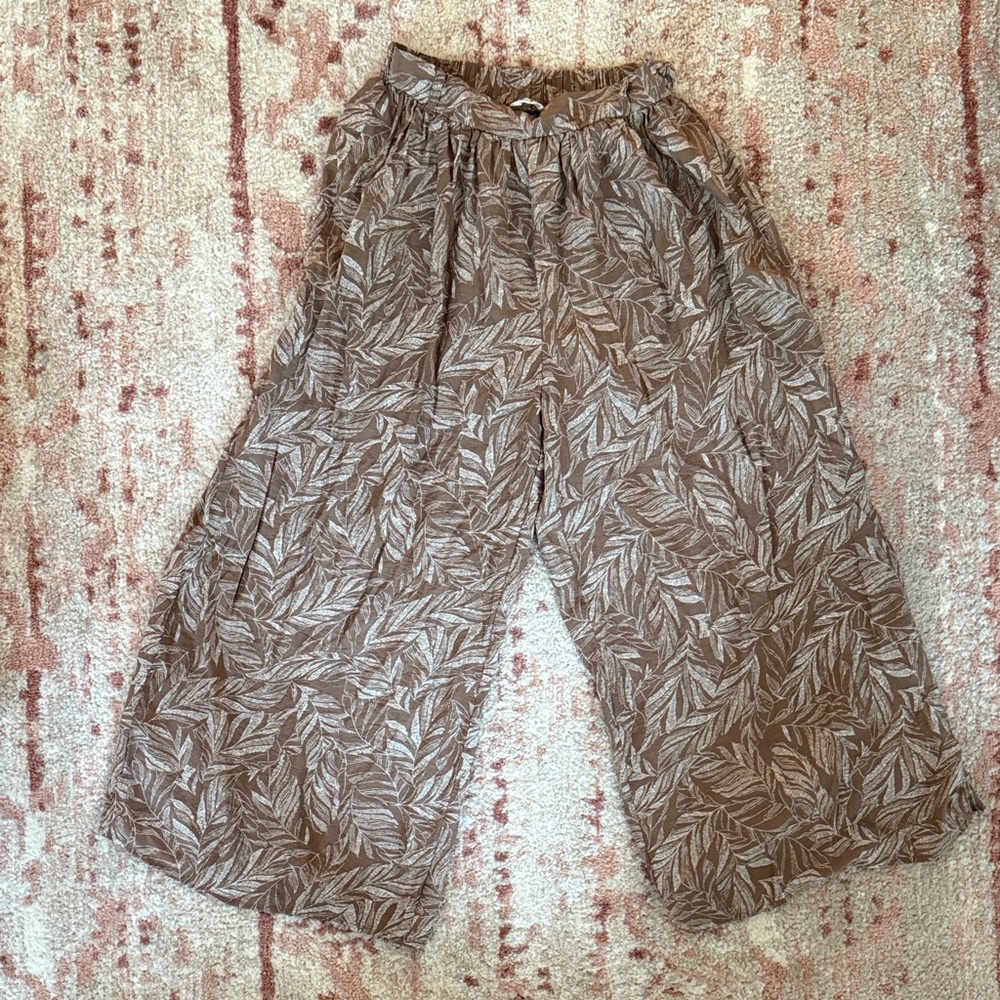 Storia Taupe Leaf Pattern Pants